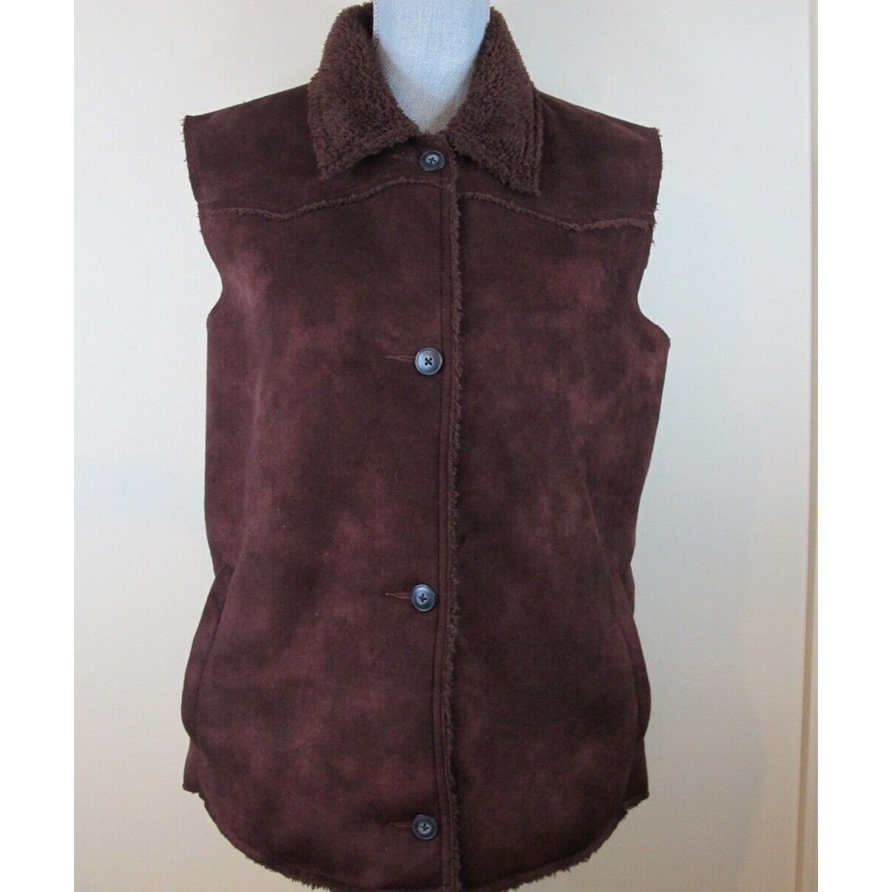 Woolrich Women's Large‎ Faux Suede Sherpa Lined Button Front Vest in Cabernet
